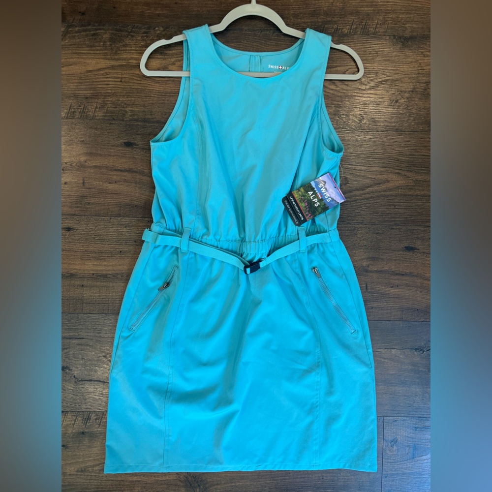 Swiss Alps Women's Medium Sleeveless Dress with Belt and Zippered Pockets
